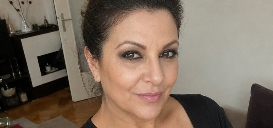 Zivim u Italiji 30 godina, imam cerku, dva unucica i lep zivot. Osam godina sam sama i vise ne zelim da cutim da mi nedostaje neko moj