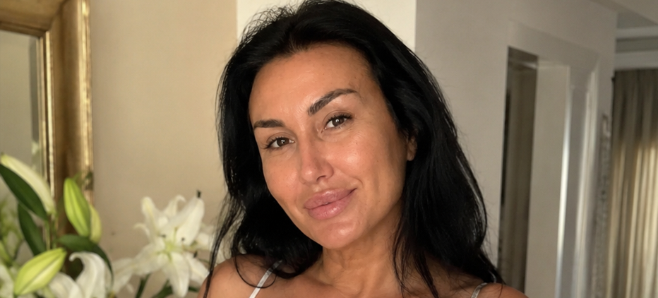Višnja 52 godine, vec 6 godina zivim sama. Ostala sam sama u Nemackoj, bez dece i sa velikom kucom. Trazim nekog sa nasih prostora koji zeli zivot u dvoje