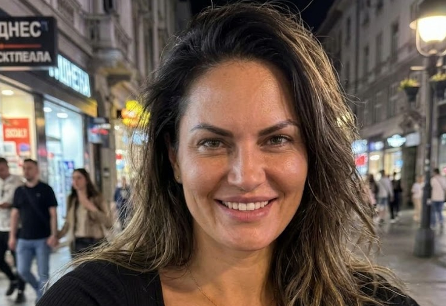 Dusica (47) vec 8 godina zivi sama: Radim u marketu, placam kiriju i cutim, ali najteze mi pada kada se uvece vratim u prazan stan