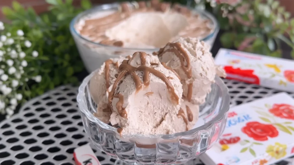 Domaći kremasti Kinder sladoled od samo 3 sastojka 🍨🍫