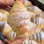 Posne slatke kiflice sa kiselom vodom i marmeladom