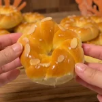 Domaće slatko pecivo sa mlečnim sirupom